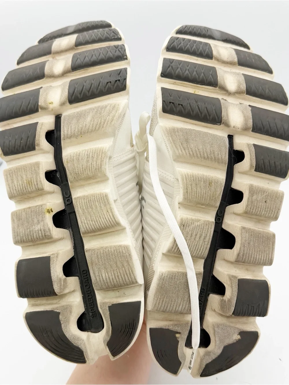 On Running Cloudswift White Sneakers Women’s Size 8